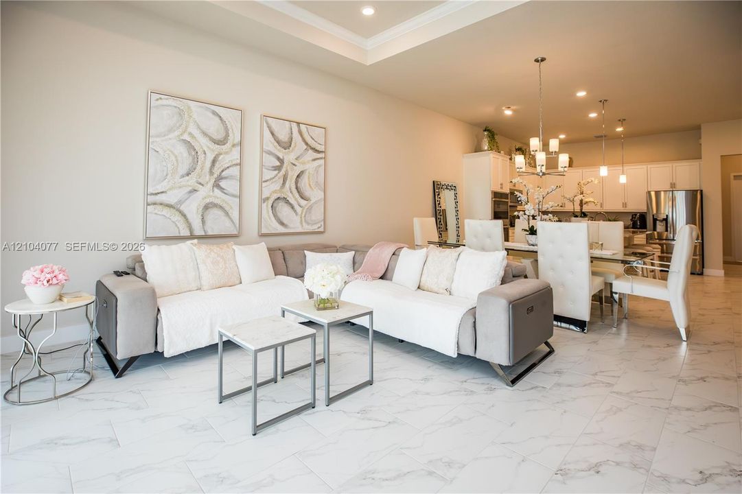 For Sale: $669,000 (3 beds, 2 baths, 1724 Square Feet)