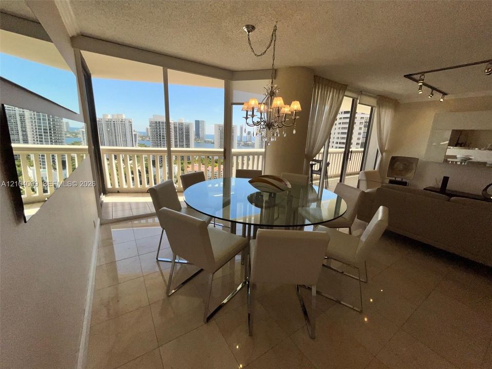 В аренду: $8,500 (3 спален, 2 ванн, 1520 Квадратных фут)