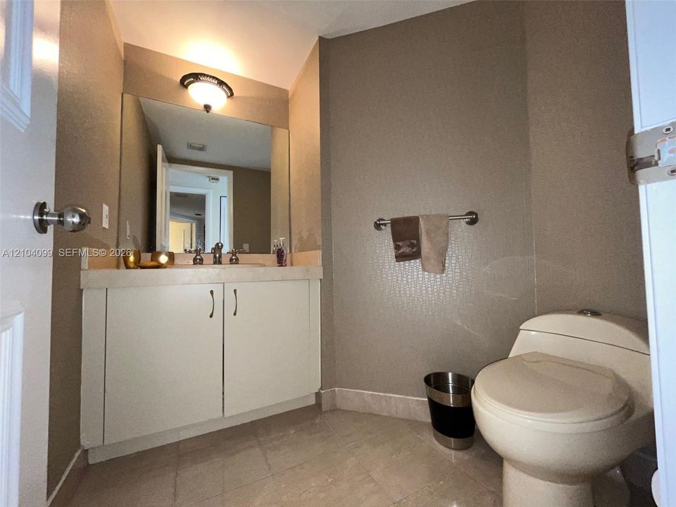 powder room