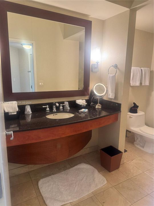 For Sale: $208,000 (0 beds, 1 baths, 551 Square Feet)
