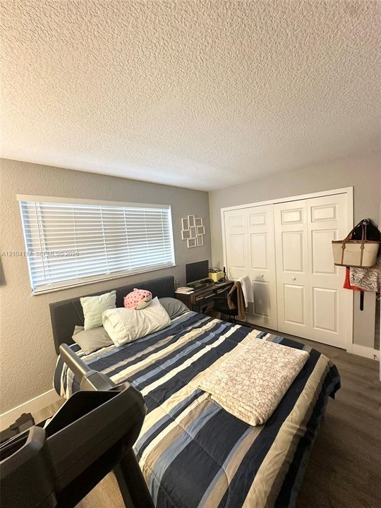 For Sale: $360,000 (3 beds, 2 baths, 1360 Square Feet)