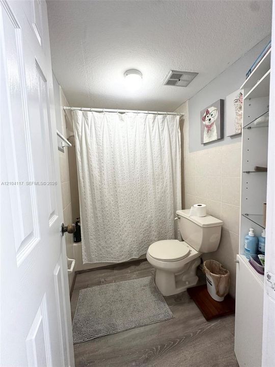 For Sale: $360,000 (3 beds, 2 baths, 1360 Square Feet)