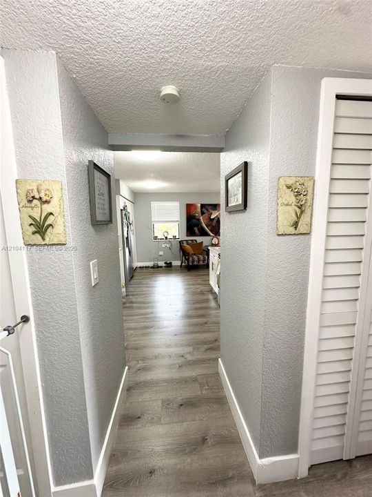 For Sale: $360,000 (3 beds, 2 baths, 1360 Square Feet)