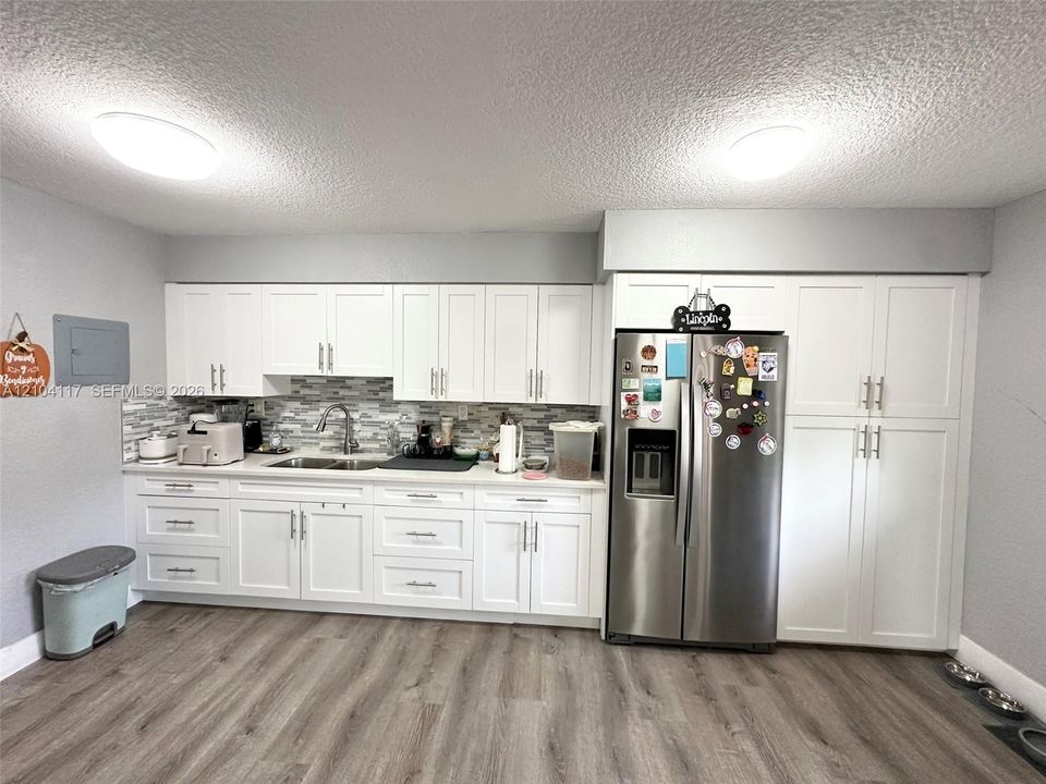 For Sale: $360,000 (3 beds, 2 baths, 1360 Square Feet)