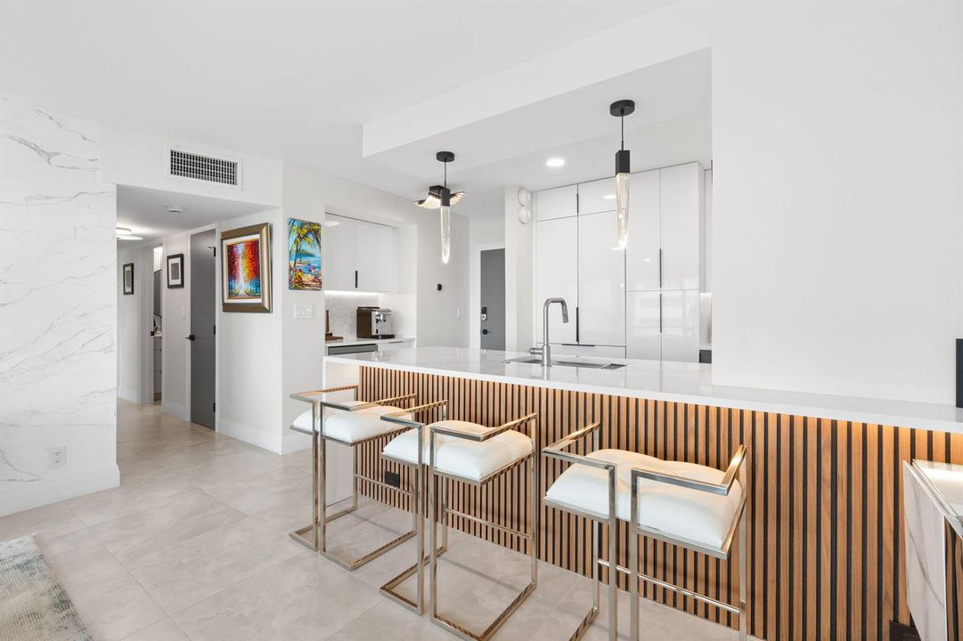 14-web-or-mls-133 N Pompano Beach Blvd,