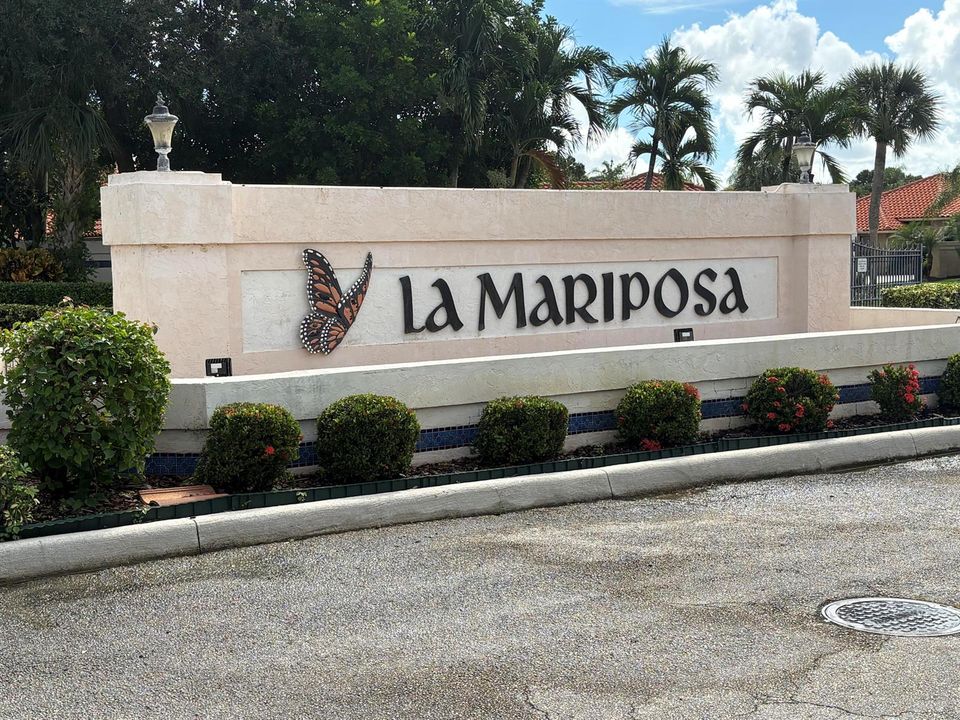 La Mariposa