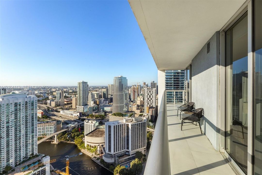 En Venta: $1,050,000 (2 camas, 2 baños, 1286 Pies cuadrados)