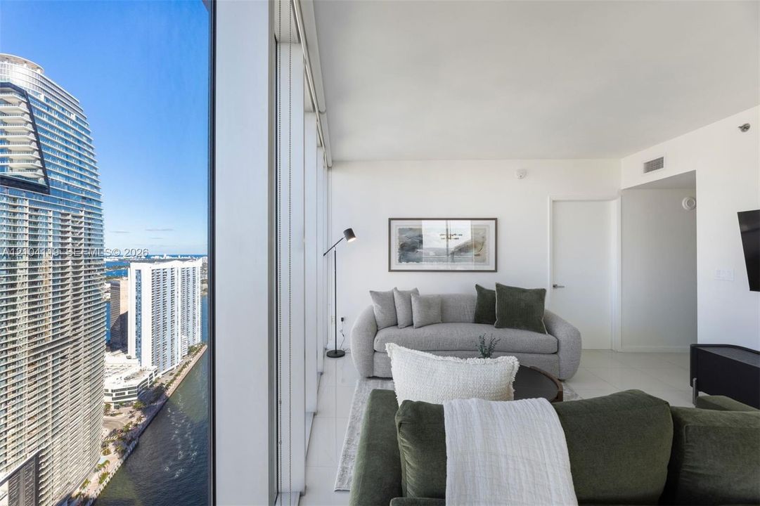 En Venta: $1,050,000 (2 camas, 2 baños, 1286 Pies cuadrados)