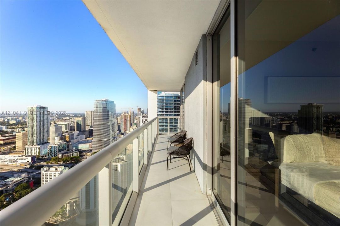 En Venta: $1,050,000 (2 camas, 2 baños, 1286 Pies cuadrados)