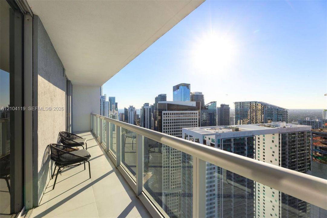 En Venta: $1,050,000 (2 camas, 2 baños, 1286 Pies cuadrados)