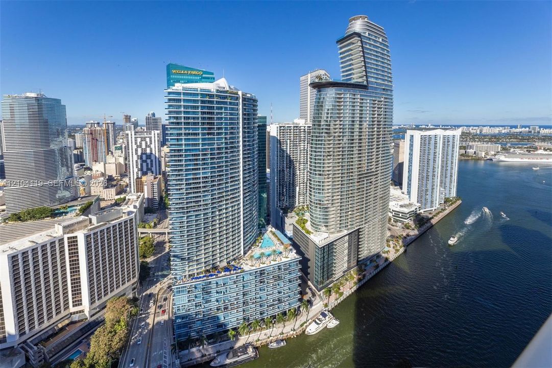 En Venta: $1,050,000 (2 camas, 2 baños, 1286 Pies cuadrados)