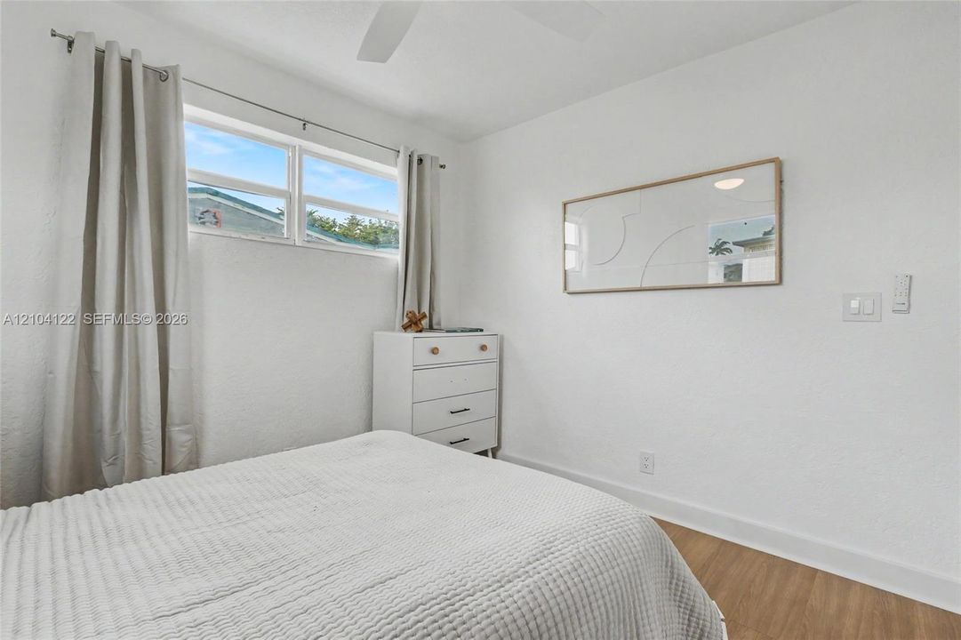На продажу: $479,000 (3 спален, 2 ванн, 1346 Квадратных фут)