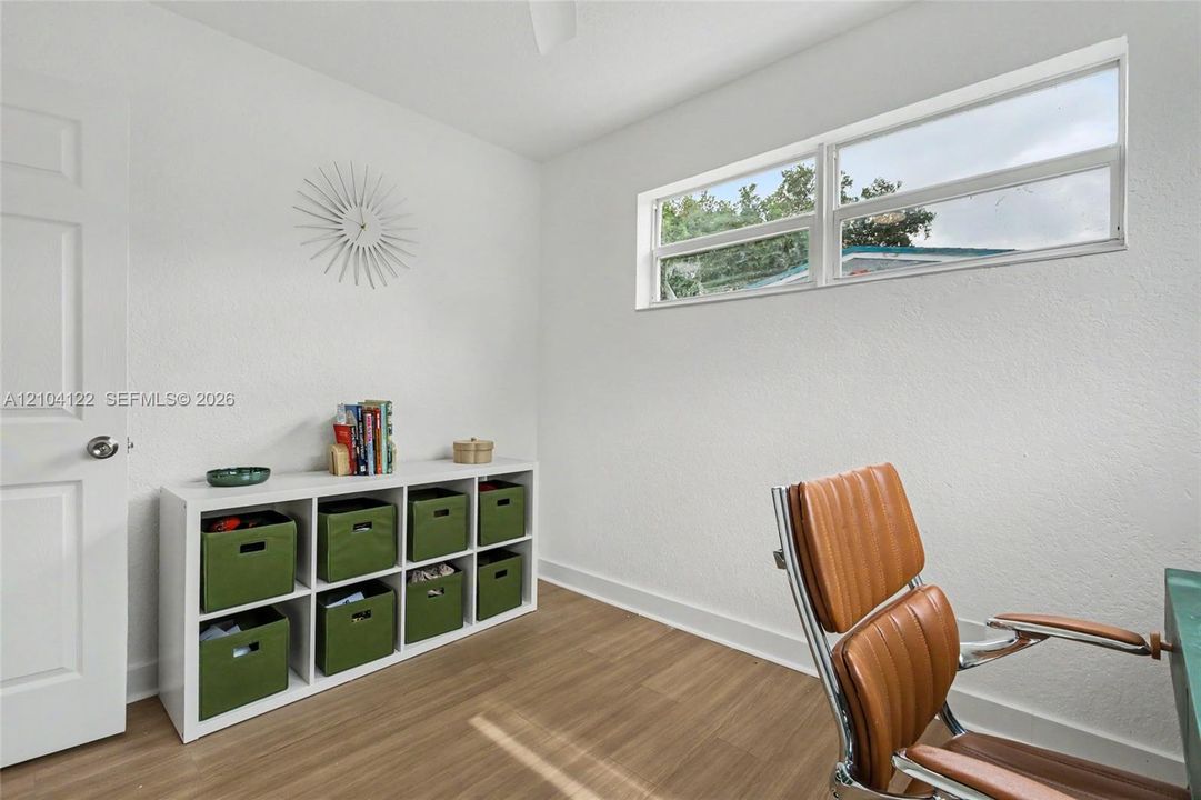 На продажу: $479,000 (3 спален, 2 ванн, 1346 Квадратных фут)