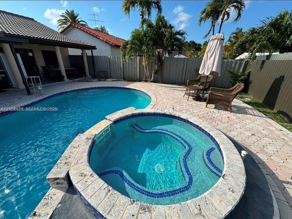For Rent: $4,700 (3 beds, 2 baths, 1535 Square Feet)