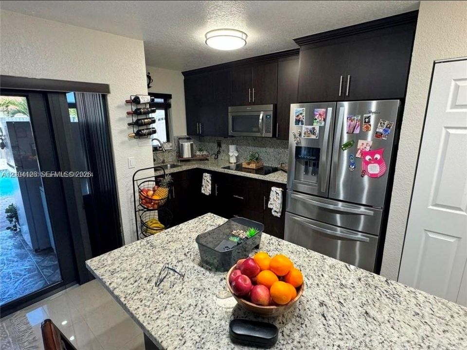 For Rent: $4,700 (3 beds, 2 baths, 1535 Square Feet)