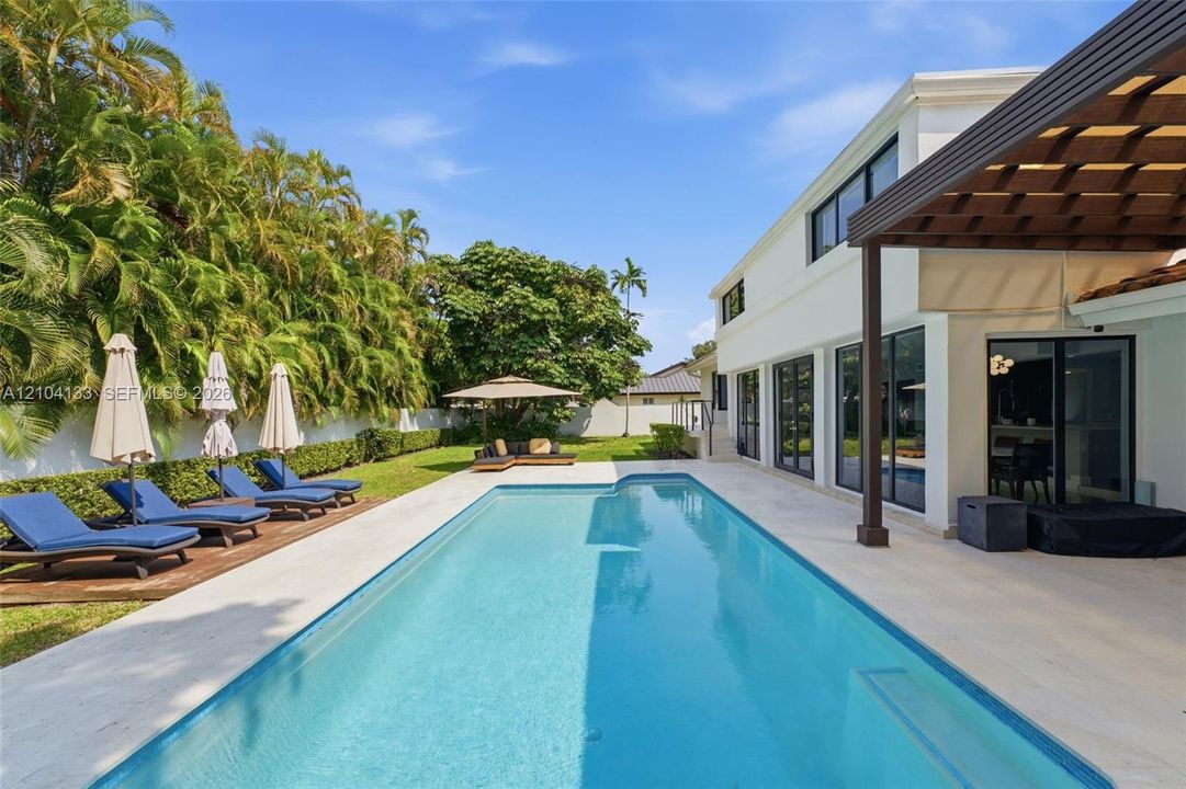 For Sale: $2,500,000 (4 beds, 4 baths, 3544 Square Feet)