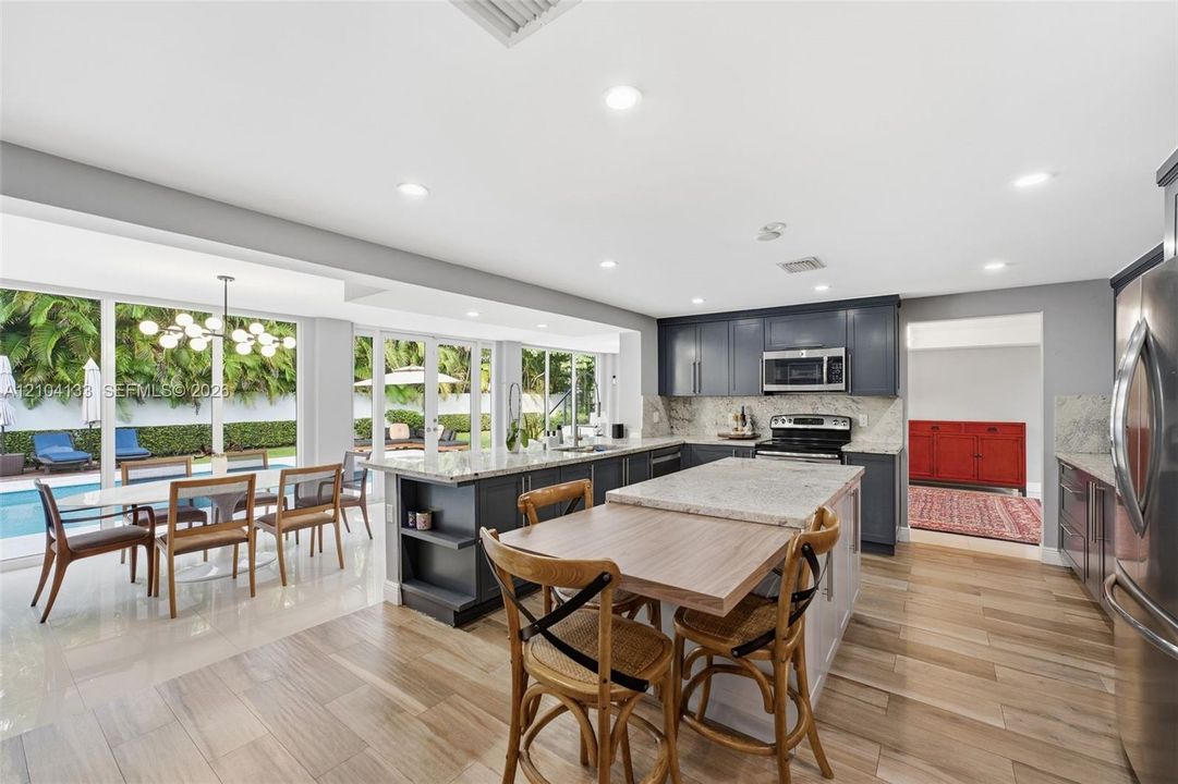 For Sale: $2,500,000 (4 beds, 4 baths, 3544 Square Feet)