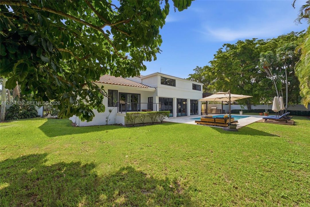 For Sale: $2,500,000 (4 beds, 4 baths, 3544 Square Feet)