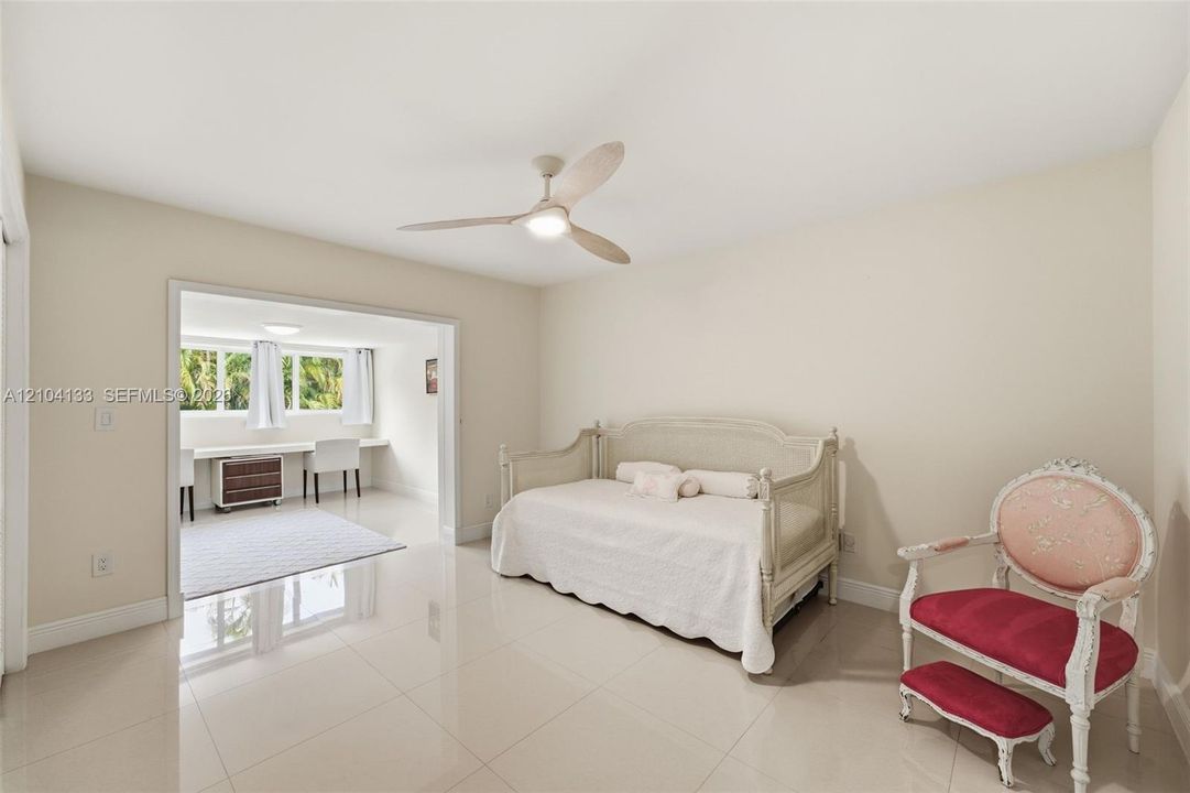 For Sale: $2,500,000 (4 beds, 4 baths, 3544 Square Feet)