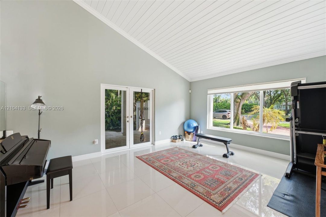 For Sale: $2,500,000 (4 beds, 4 baths, 3544 Square Feet)