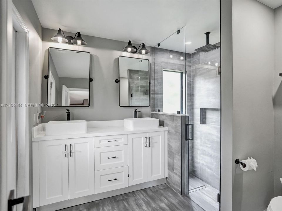 Updated Cabinets and Shower!