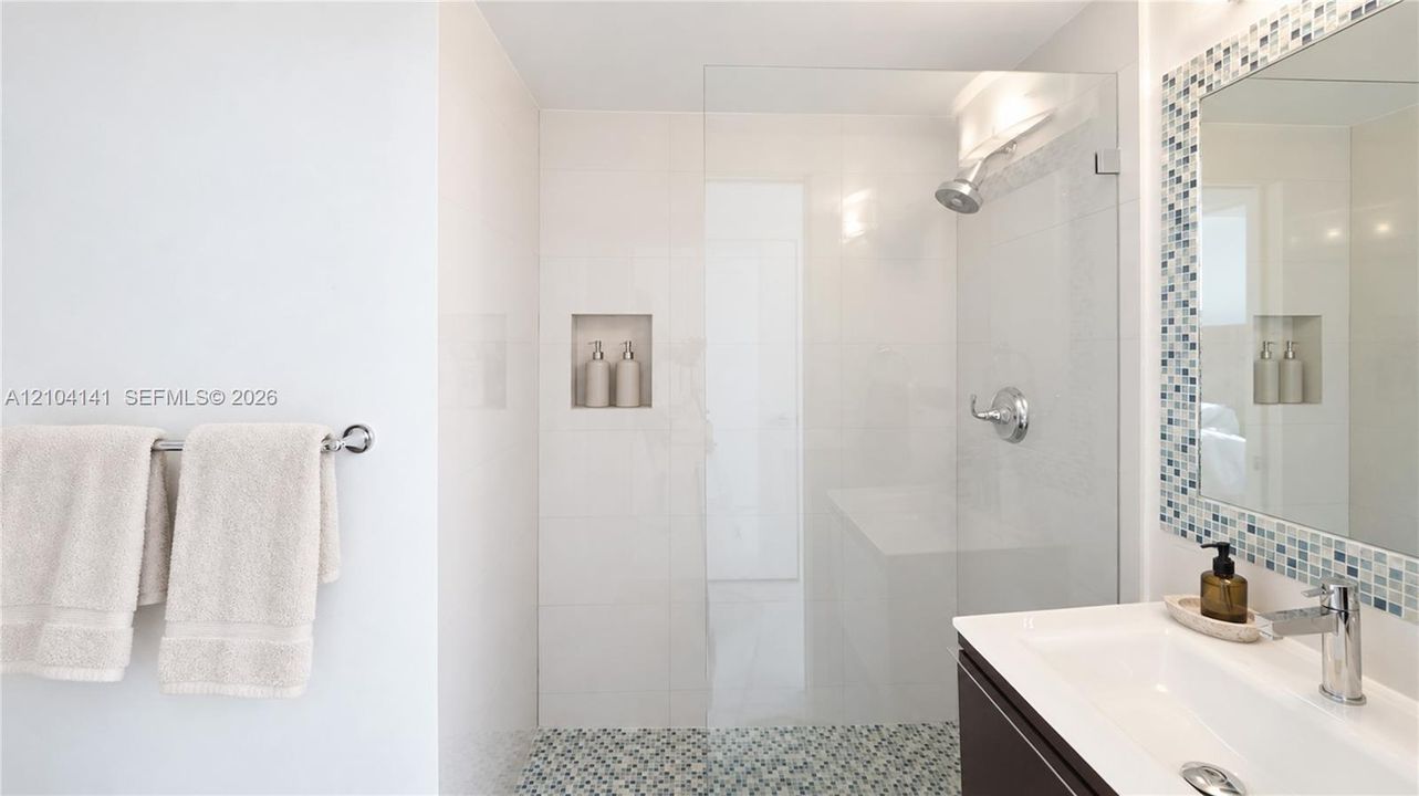 For Sale: $1,395,000 (2 beds, 2 baths, 0 Square Feet)