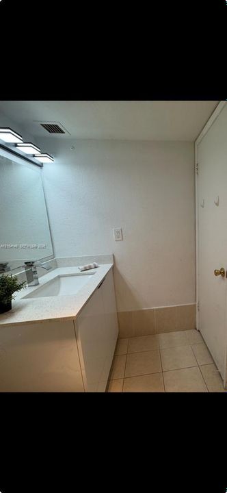 В аренду: $1,795 (1 спален, 1 ванн, 605 Квадратных фут)