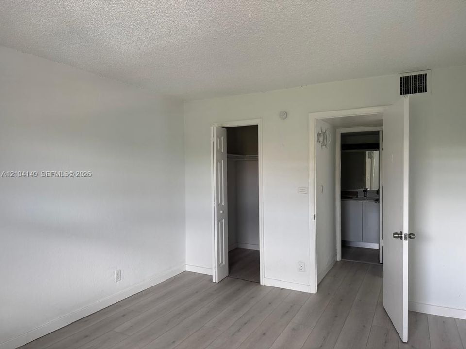 В аренду: $1,795 (1 спален, 1 ванн, 605 Квадратных фут)
