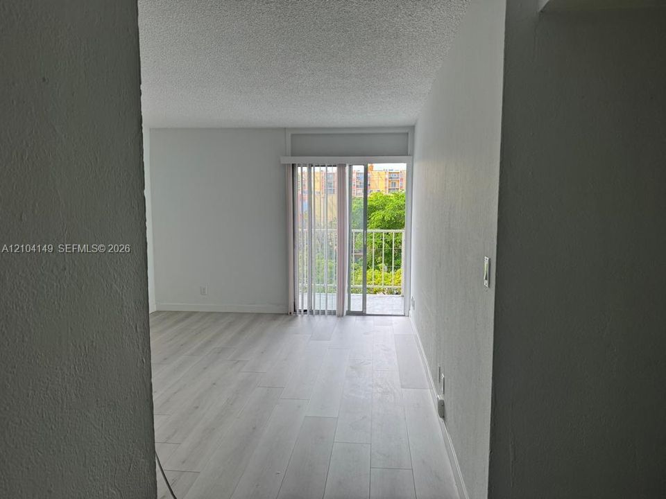 В аренду: $1,795 (1 спален, 1 ванн, 605 Квадратных фут)