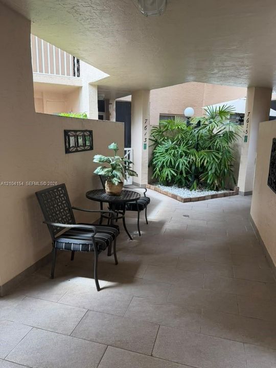 For Sale: $335,000 (2 beds, 2 baths, 1500 Square Feet)