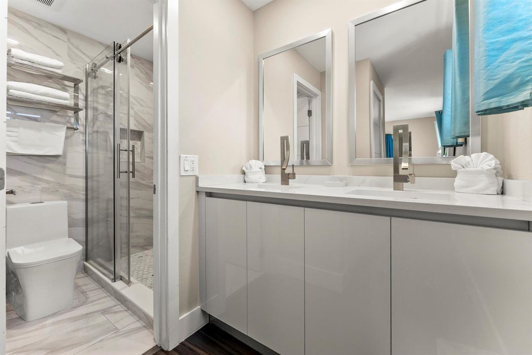 Unit 202 Bathroom