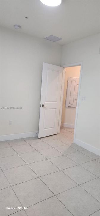 For Sale: $460,000 (3 beds, 2 baths, 1102 Square Feet)