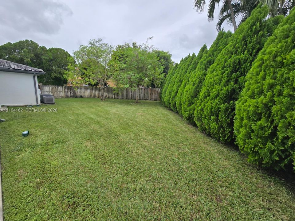 For Sale: $1,200,000 (4 beds, 3 baths, 2714 Square Feet)