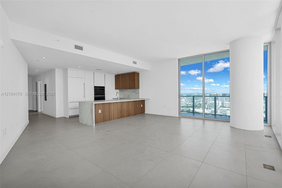 Living Room/Kitchen