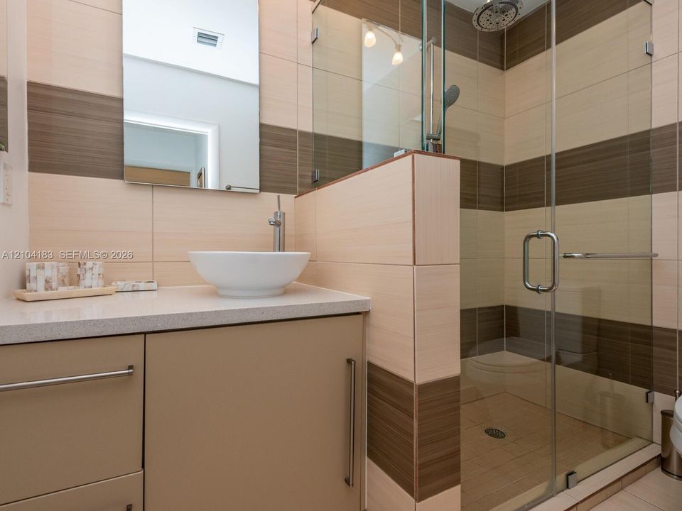 En Renta: $25,000 (6 camas, 6 baños, 3085 Pies cuadrados)