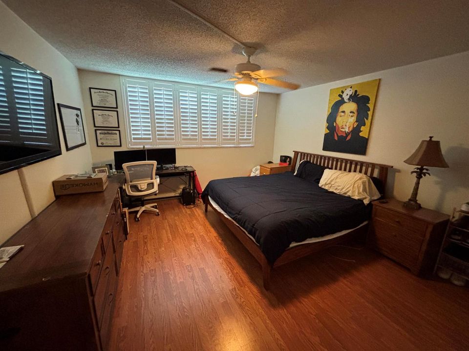 G Master Bed #2_