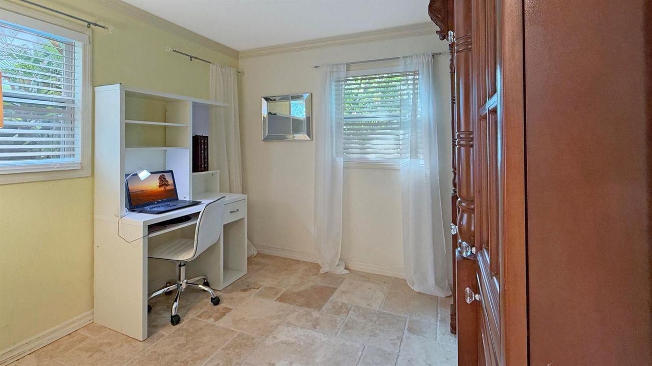 bedroom 4.1