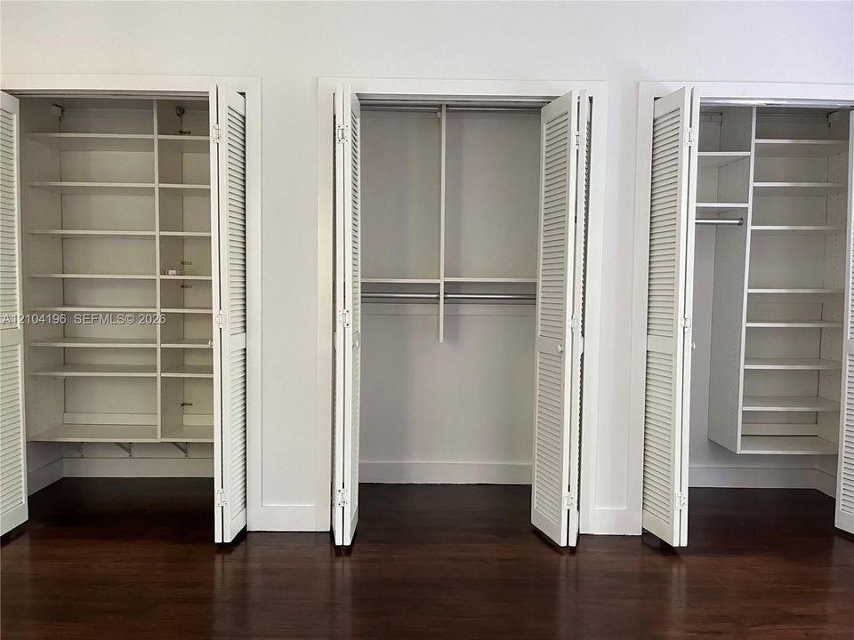 В аренду: $5,500 (2 спален, 2 ванн, 1326 Квадратных фут)