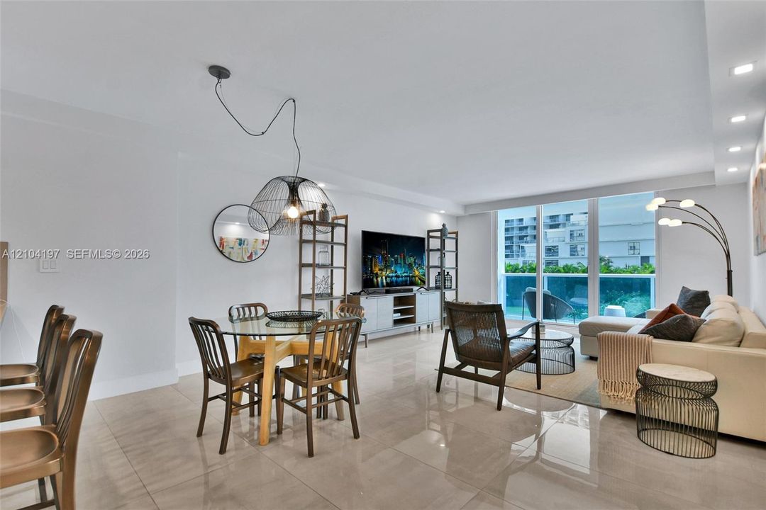 En Venta: $1,250,000 (1 camas, 2 baños, 960 Pies cuadrados)