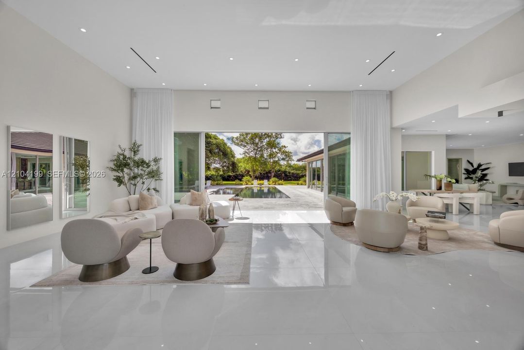 En Venta: $5,815,000 (6 camas, 5 baños, 6462 Pies cuadrados)