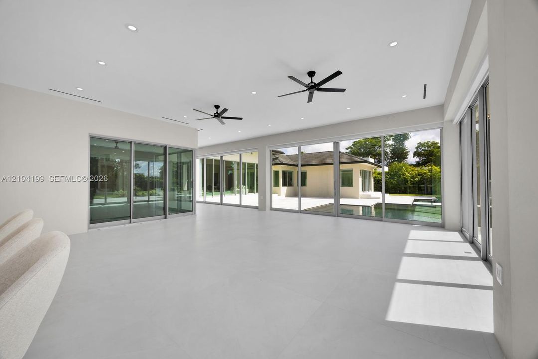En Venta: $5,815,000 (6 camas, 5 baños, 6462 Pies cuadrados)