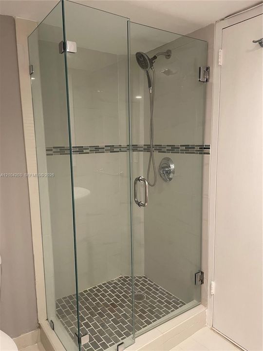 В аренду: $3,450 (1 спален, 2 ванн, 824 Квадратных фут)