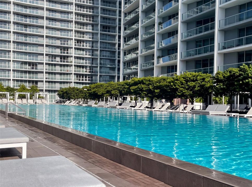 En Venta: $1,574,000 (3 camas, 2 baños, 1870 Pies cuadrados)