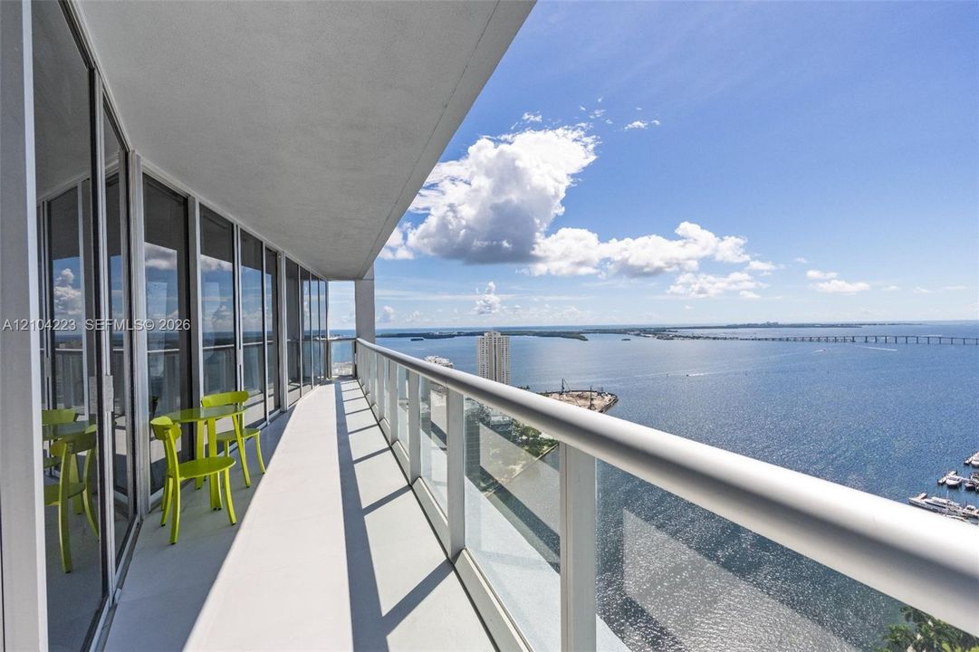 En Venta: $1,574,000 (3 camas, 2 baños, 1870 Pies cuadrados)