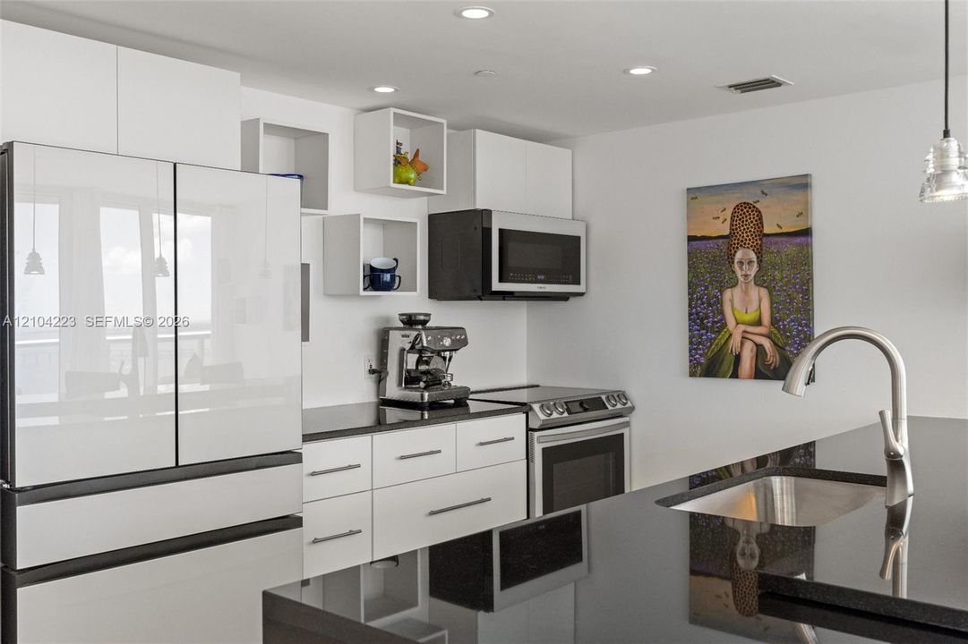 En Venta: $1,574,000 (3 camas, 2 baños, 1870 Pies cuadrados)