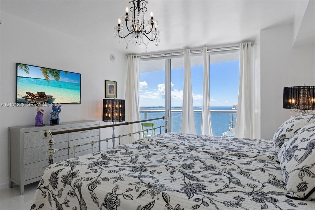 En Venta: $1,574,000 (3 camas, 2 baños, 1870 Pies cuadrados)