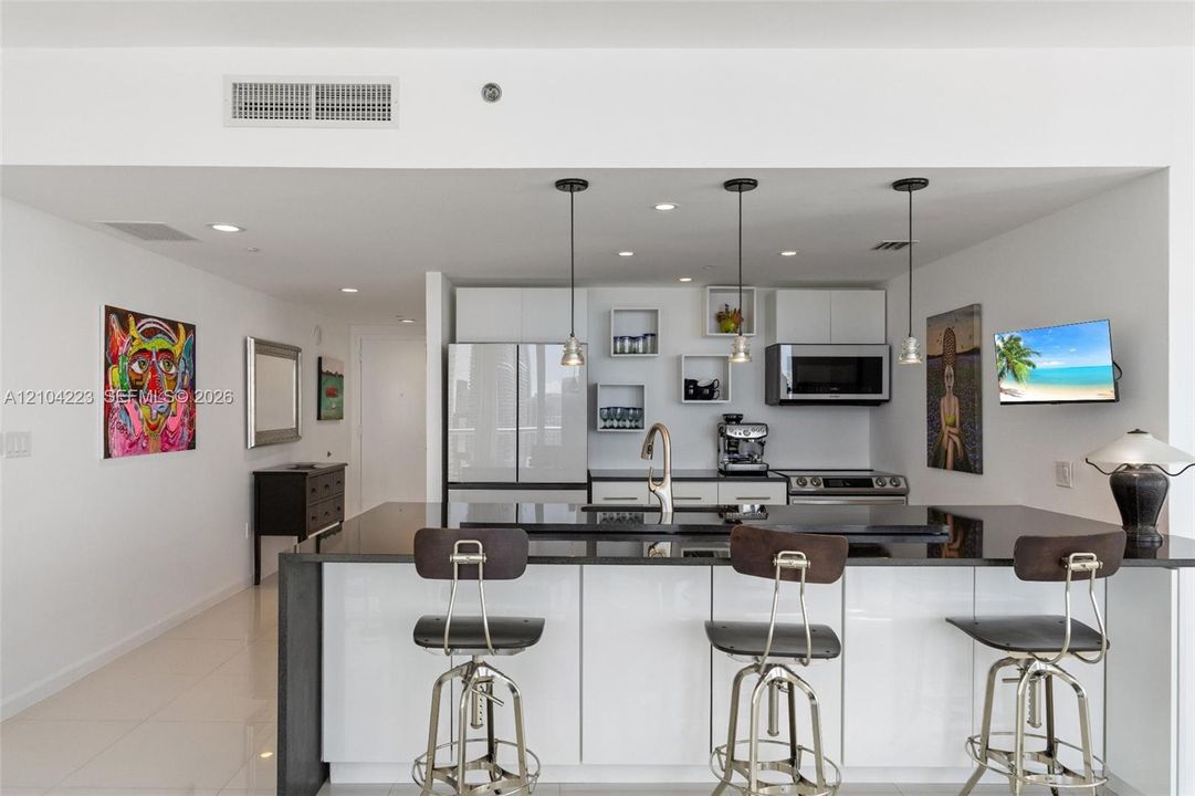 En Venta: $1,574,000 (3 camas, 2 baños, 1870 Pies cuadrados)