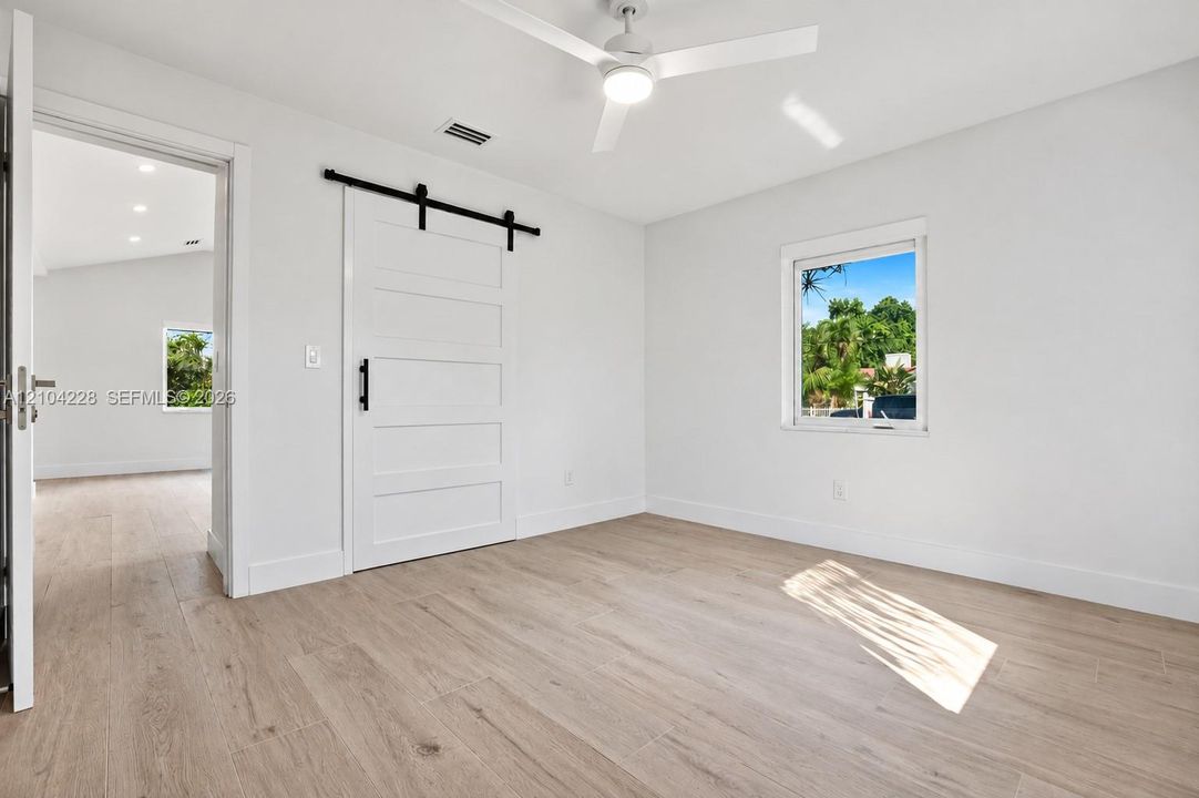 For Sale: $1,265,000 (3 beds, 2 baths, 1790 Square Feet)