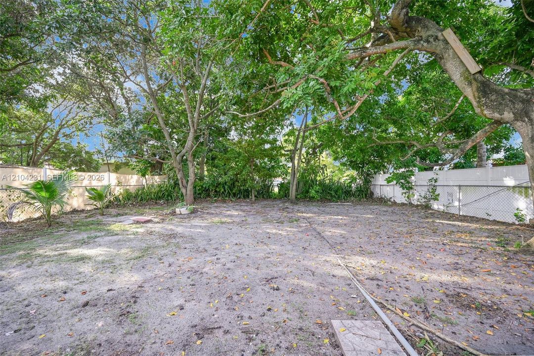 En Venta: $435,000 (3 camas, 2 baños, 1195 Pies cuadrados)