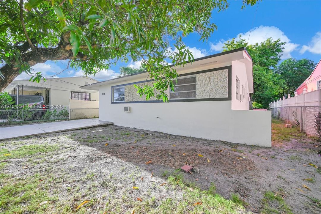 En Venta: $435,000 (3 camas, 2 baños, 1195 Pies cuadrados)